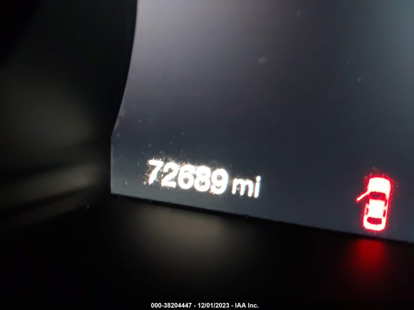 VIN ZARFAECNXJ7565317 2018 ALFA ROMEO GIULIA TI