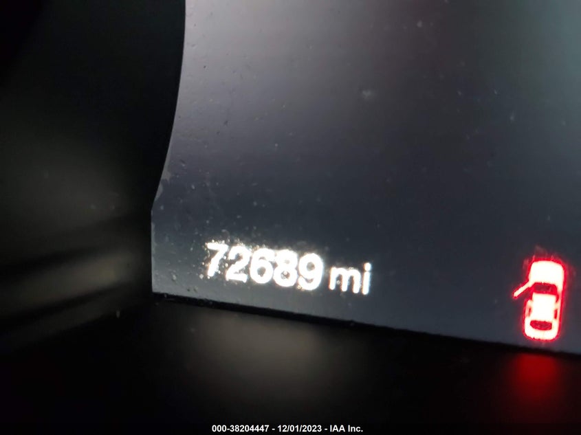 VIN ZARFAECNXJ7565317 2018 ALFA ROMEO GIULIA TI
