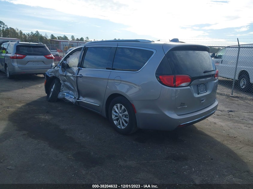 VIN 2C4RC1BG2JR278386 2018 CHRYSLER PACIFICA TOURING L