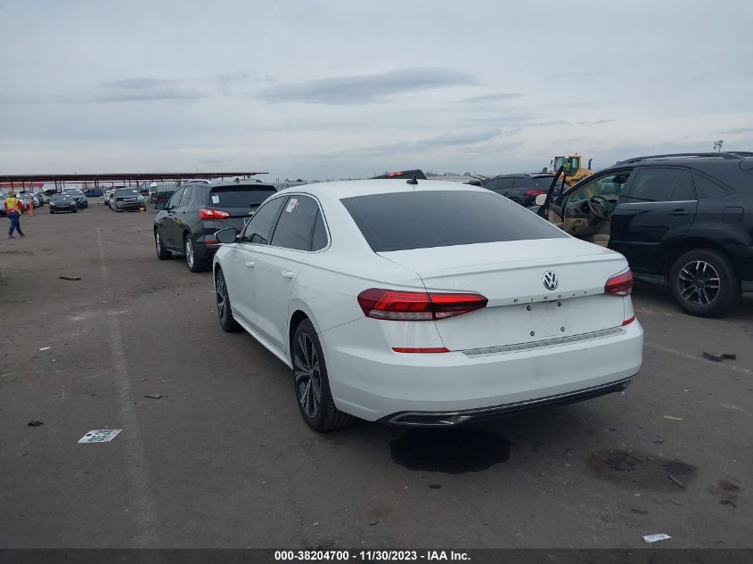 1VWSA7A38MC013183 Volkswagen Passat 2.0T SE 3