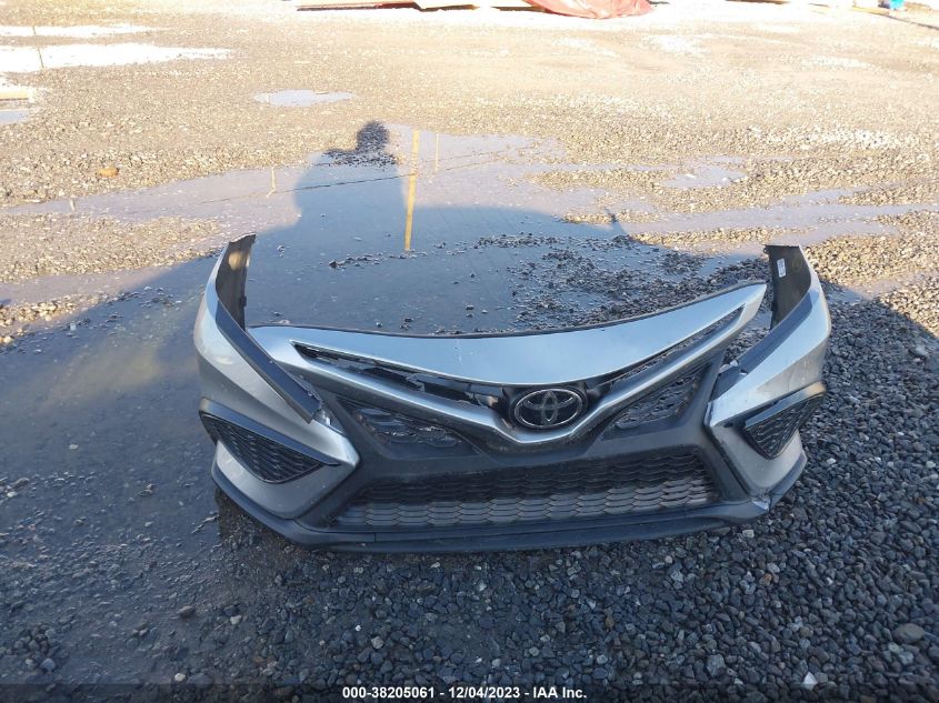2021 TOYOTA CAMRY SE/SE NIGHT SHADE - 4T1G11AK4MU496173