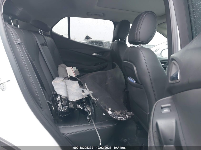 VIN KL4MMGSLXPB014437 2023 BUICK ENCORE GX ESSENCE