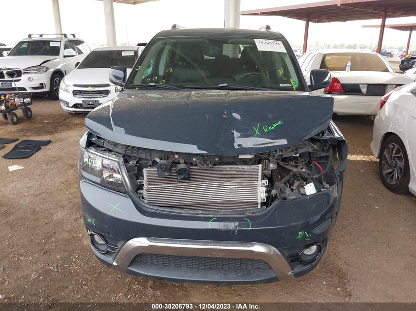 VIN 3C4PDCGB4HT695965 2017 DODGE JOURNEY CROSSROAD