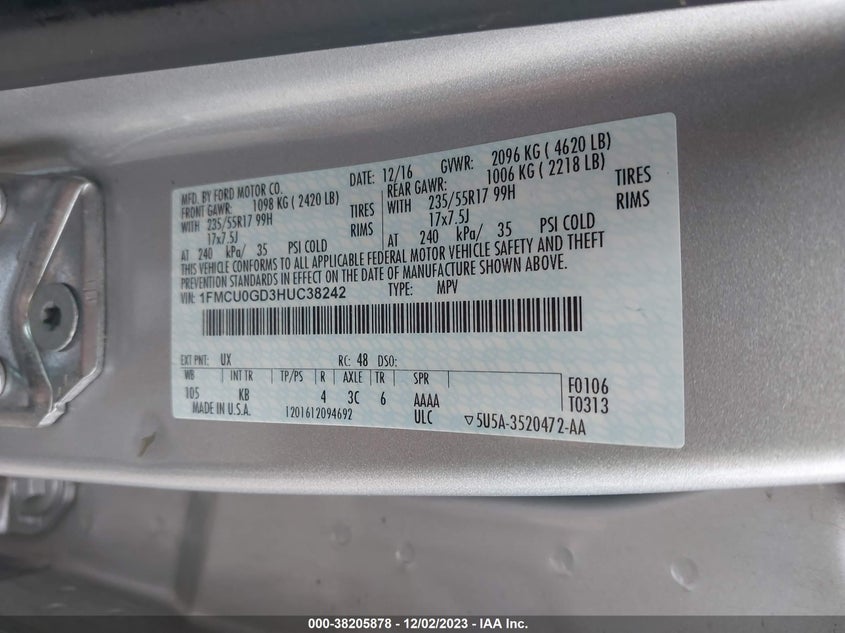 VIN 1FMCU0GD3HUC38242 2017 FORD ESCAPE SE
