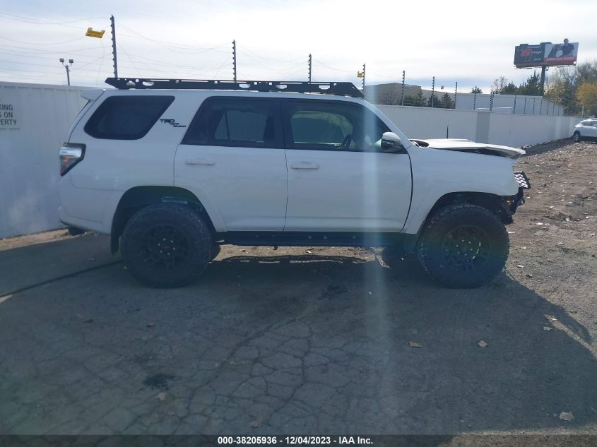 2022 TOYOTA 4RUNNER SR5 PREMIUM/TRD SPORT/TRD - JTERU5JR6N5977896