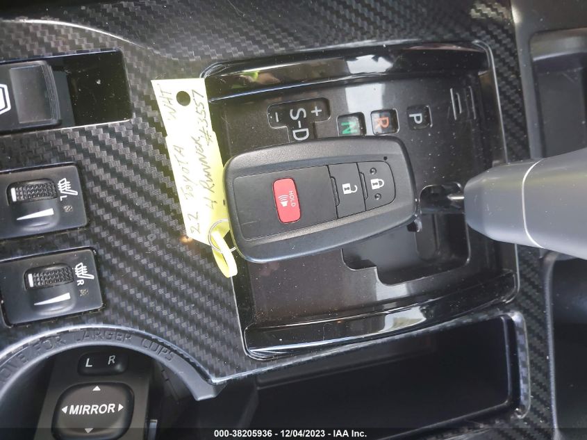 2022 TOYOTA 4RUNNER SR5 PREMIUM/TRD SPORT/TRD - JTERU5JR6N5977896