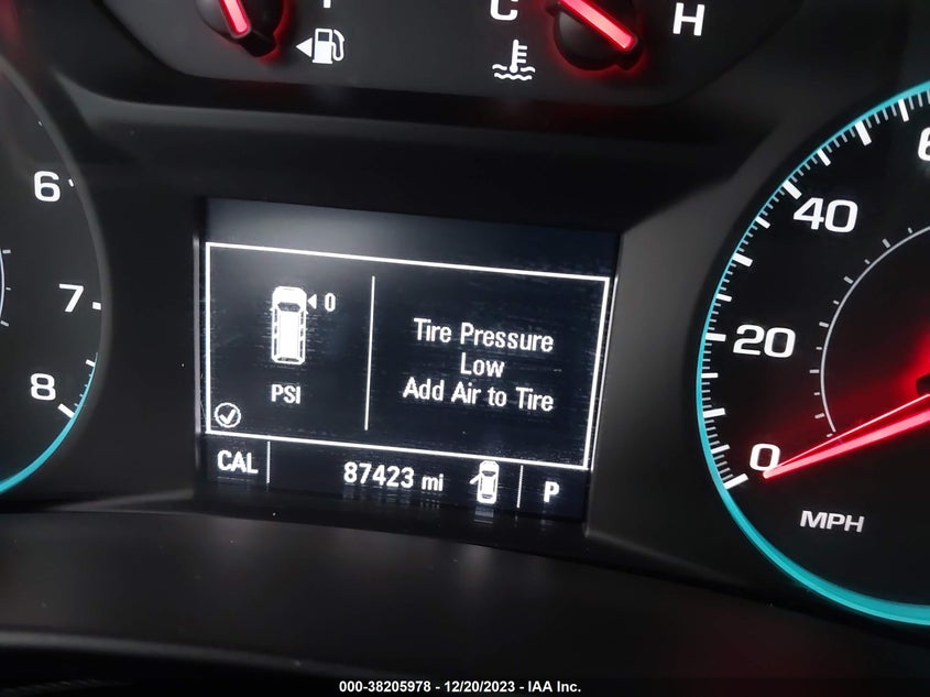 VIN 3GNAXJEV8JS540014 2018 CHEVROLET EQUINOX LT