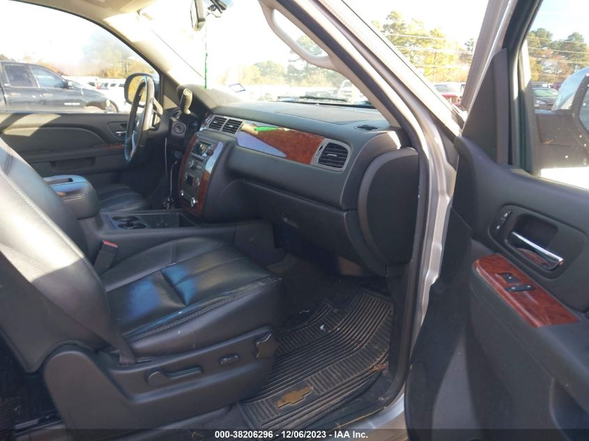 2014 CHEVROLET SUBURBAN 1500 LT - 1GNSCJE08ER162922