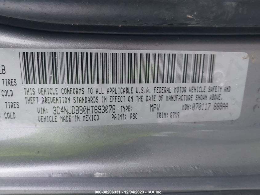 VIN 3C4NJDBB0HT693076 2017 JEEP NEW COMPASS LATITUDE 4X4