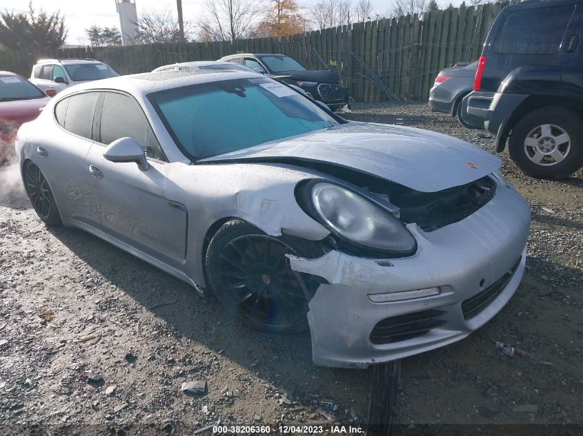2014 PORSCHE PANAMERA S/4 - WP0AB2A76EL055399
