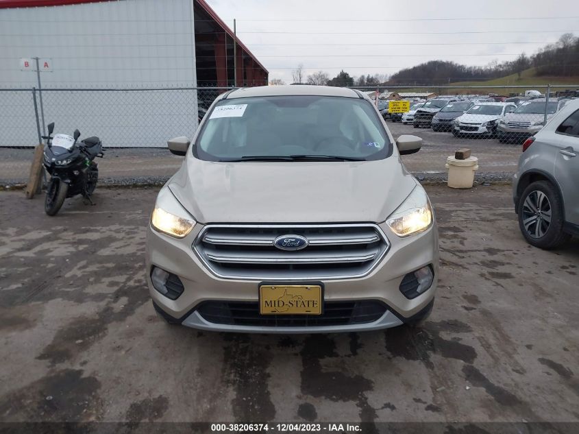 2017 FORD ESCAPE SE - 1FMCU9GDXHUD50976