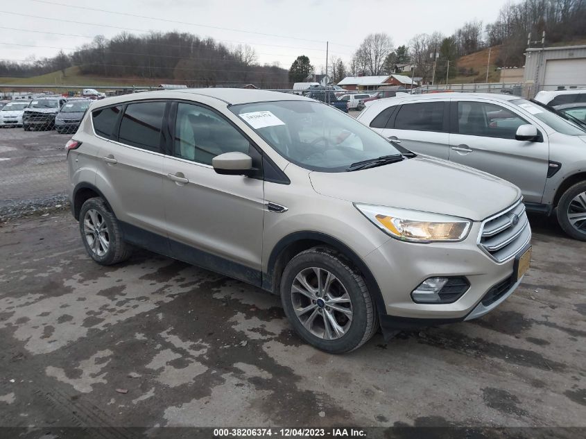 2017 FORD ESCAPE SE - 1FMCU9GDXHUD50976