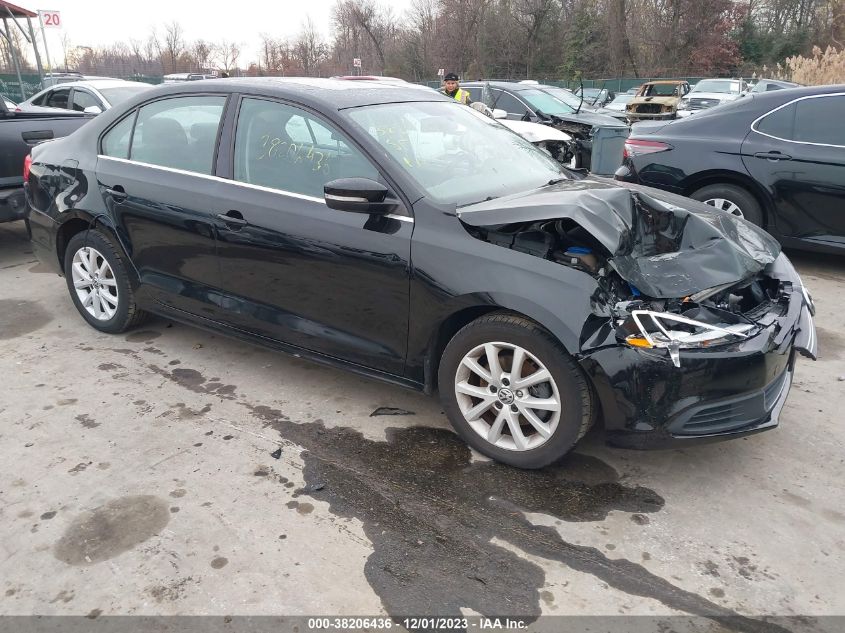 2013 VOLKSWAGEN JETTA SE - 3VWDP7AJ5DM397654