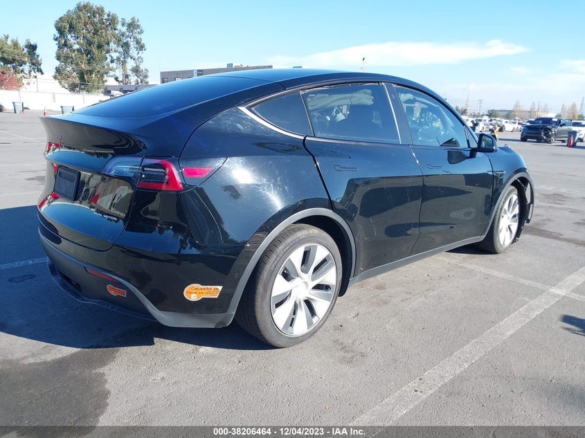 VIN 5YJYGDEE5LF012371 2020 TESLA MODEL Y