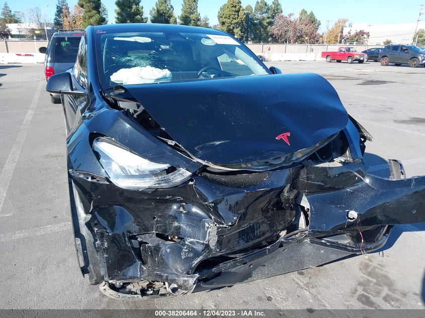 VIN 5YJYGDEE5LF012371 2020 TESLA MODEL Y