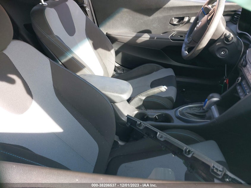 VIN KMHTG6AF5KU019486 2019 HYUNDAI VELOSTER PREMIUM