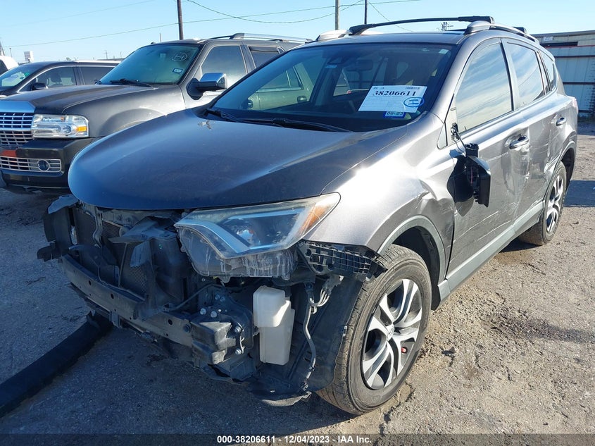 VIN JTMZFREV6HJ135536 2017 TOYOTA RAV4 LE