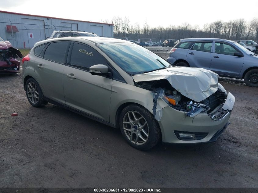 2015 FORD FOCUS SE - 1FADP3K24FL338219