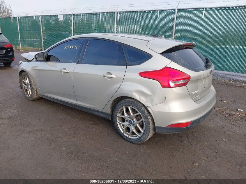 2015 FORD FOCUS SE - 1FADP3K24FL338219