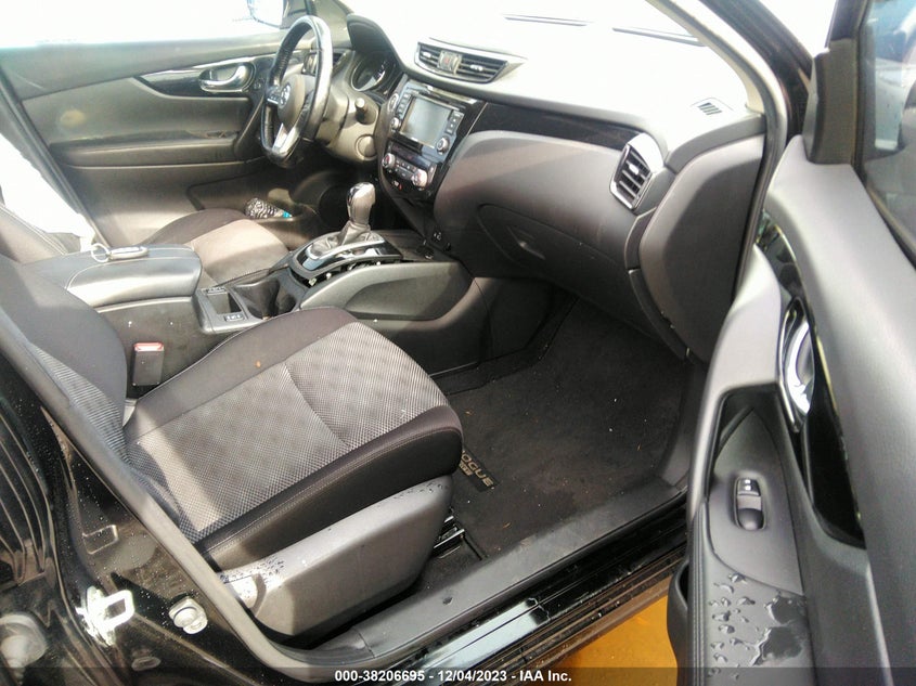 VIN JN1BJ1CW5LW374331 2020 NISSAN ROGUE SPORT S/SV/SL