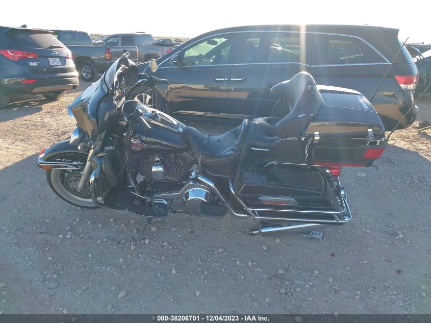 2005 HARLEY-DAVIDSON FLHTCUI - 1HD1FCW105Y680946