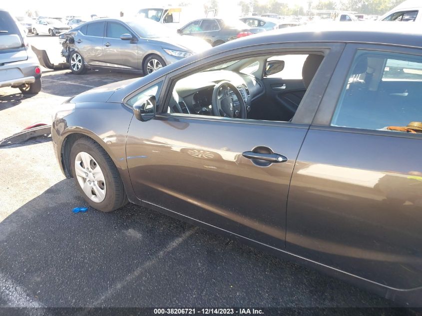 2017 KIA FORTE LX - 3KPFK4A72HE025959
