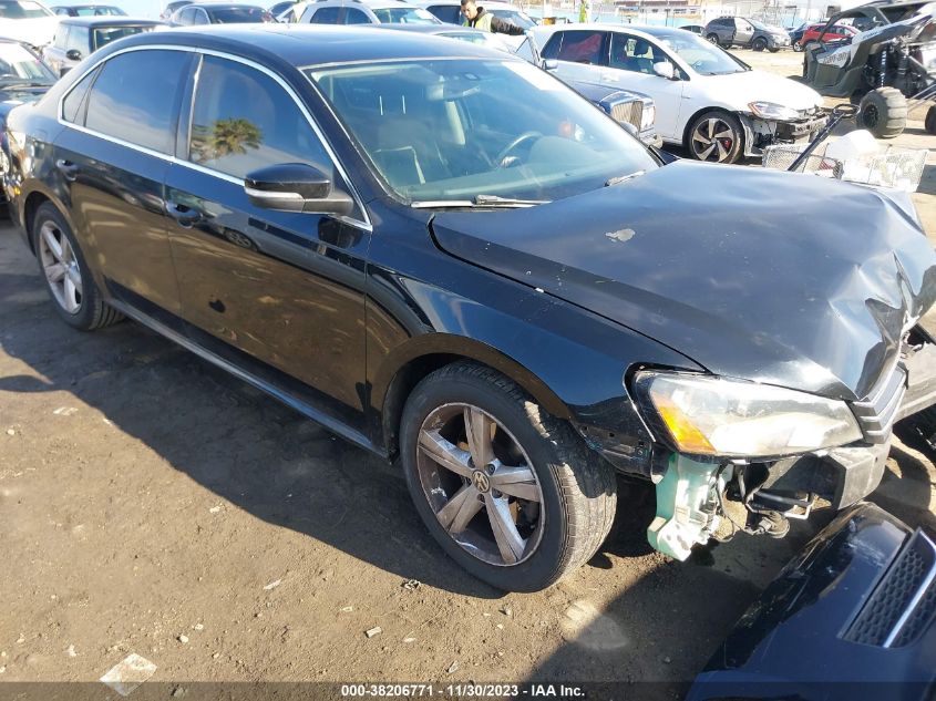 2013 VOLKSWAGEN PASSAT 2.5L SE - 1VWBP7A33DC125498