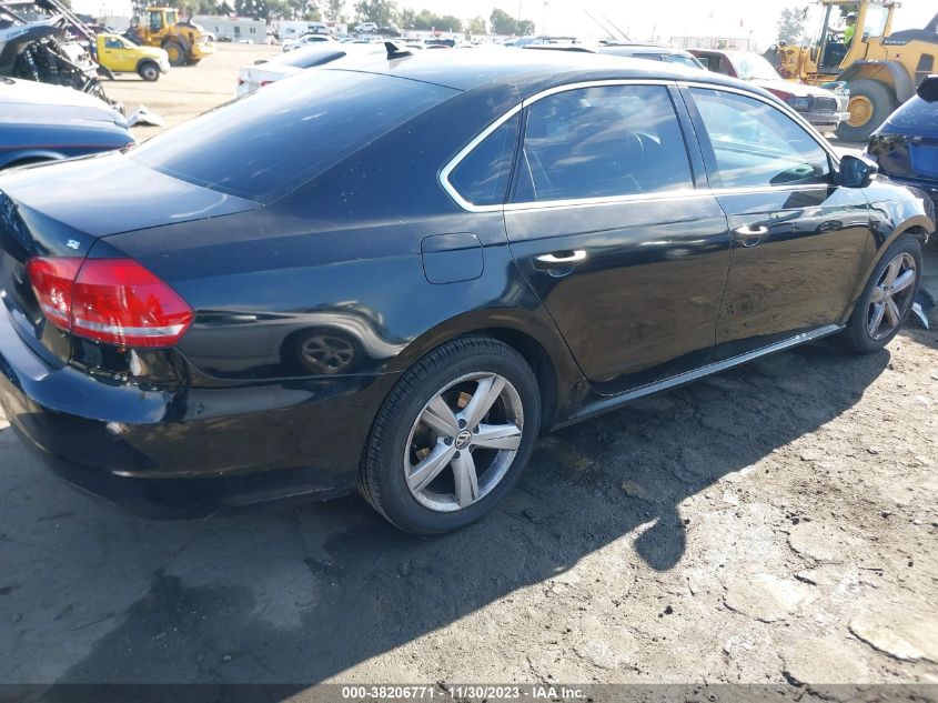 2013 VOLKSWAGEN PASSAT 2.5L SE - 1VWBP7A33DC125498