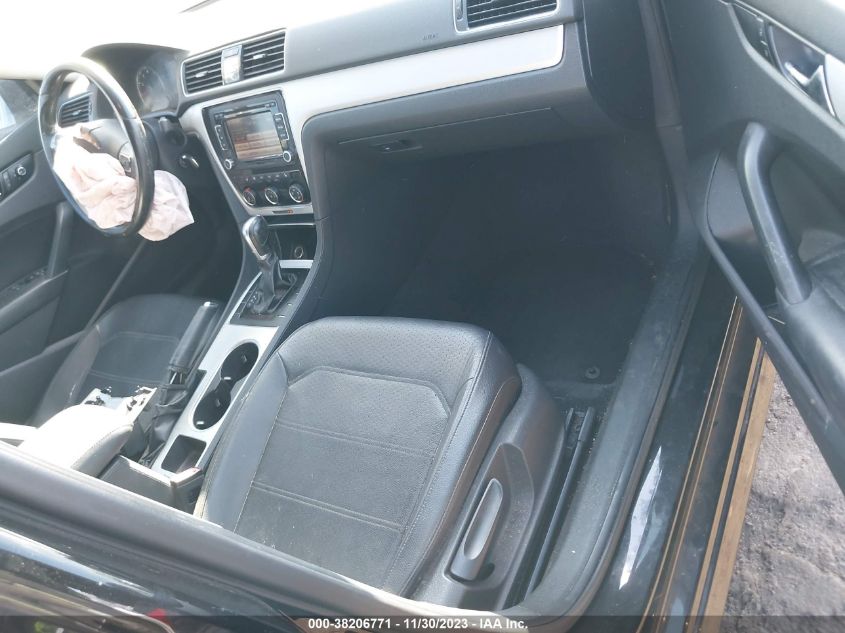 2013 VOLKSWAGEN PASSAT 2.5L SE - 1VWBP7A33DC125498