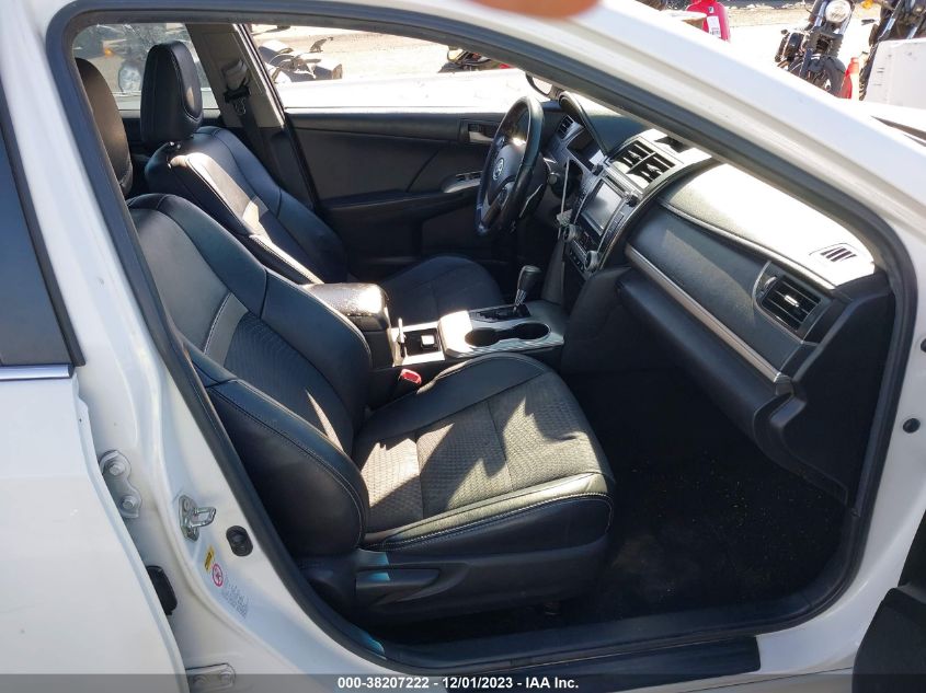 2014 TOYOTA CAMRY SE - 4T1BF1FK1EU748225