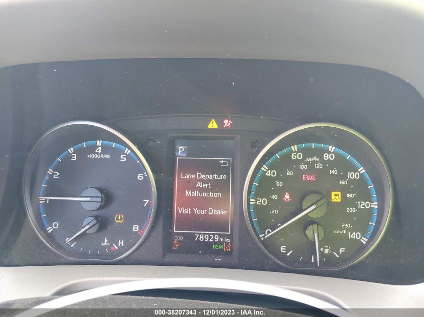 2018 TOYOTA RAV4 ADVENTURE/XLE - 2T3RFREV5JW708868