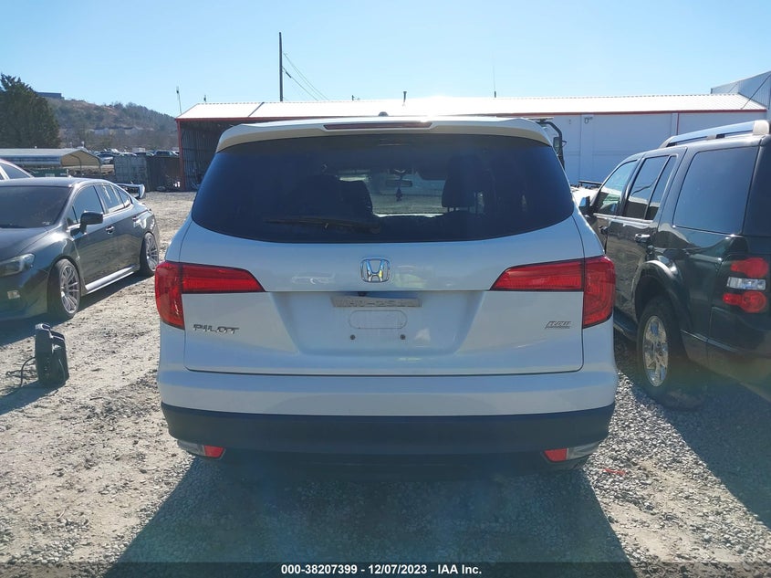 VIN 5FNYF5H34JB017576 2018 HONDA PILOT EX