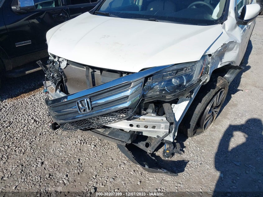 VIN 5FNYF5H34JB017576 2018 HONDA PILOT EX