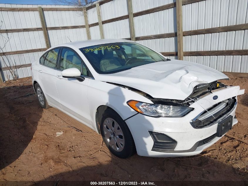 2019 FORD FUSION S - 3FA6P0G74KR251119