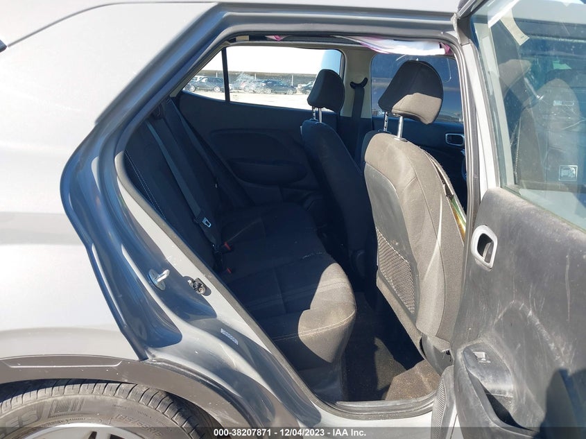 VIN KMHRC8A33LU018667 2020 HYUNDAI VENUE SEL