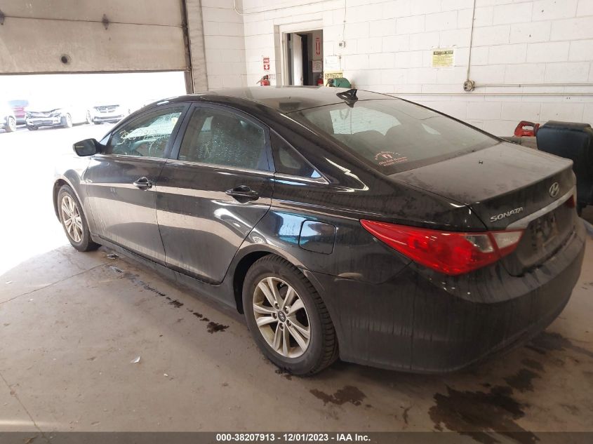 2013 HYUNDAI SONATA GLS - 5NPEB4AC3DH761999