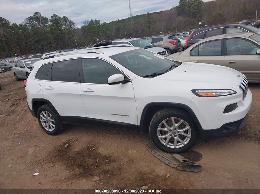 VIN 1C4PJLCB9JD537311 2018 JEEP CHEROKEE LATITUDE FWD