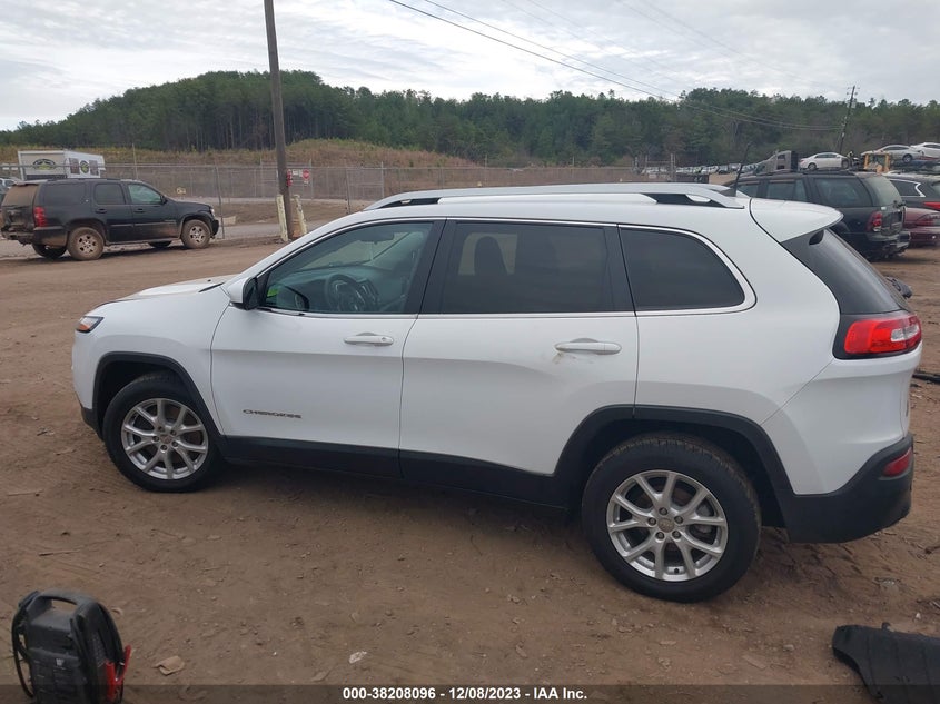 VIN 1C4PJLCB9JD537311 2018 JEEP CHEROKEE LATITUDE FWD