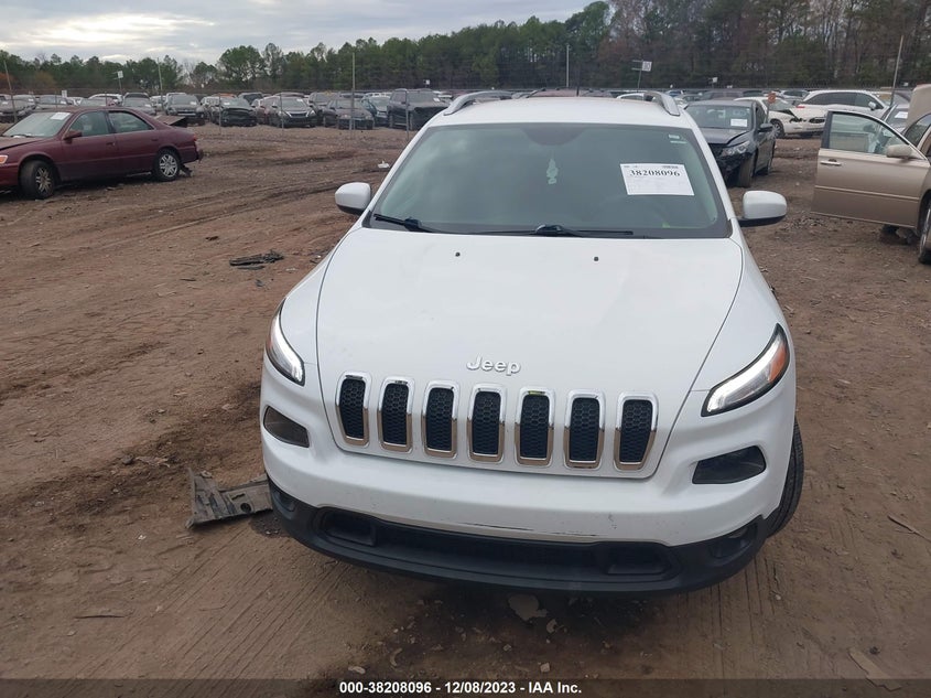 VIN 1C4PJLCB9JD537311 2018 JEEP CHEROKEE LATITUDE FWD