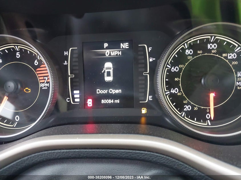VIN 1C4PJLCB9JD537311 2018 JEEP CHEROKEE LATITUDE FWD