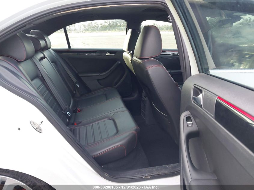 2016 VOLKSWAGEN JETTA GLI/SE/SEL - 3VW5T7AJ2GM212755