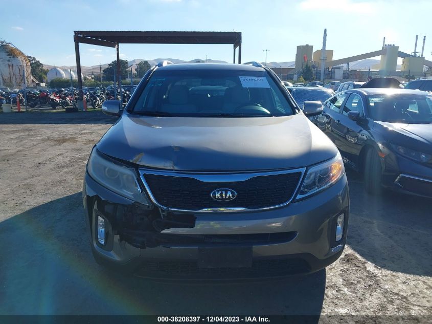 2015 KIA SORENTO LX - 5XYKTCA62FG554230