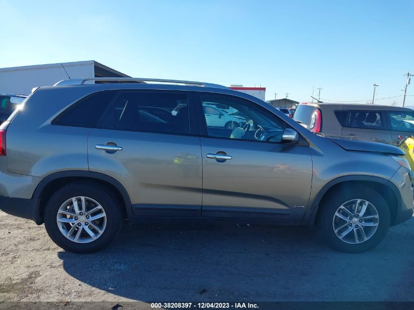 2015 KIA SORENTO LX - 5XYKTCA62FG554230