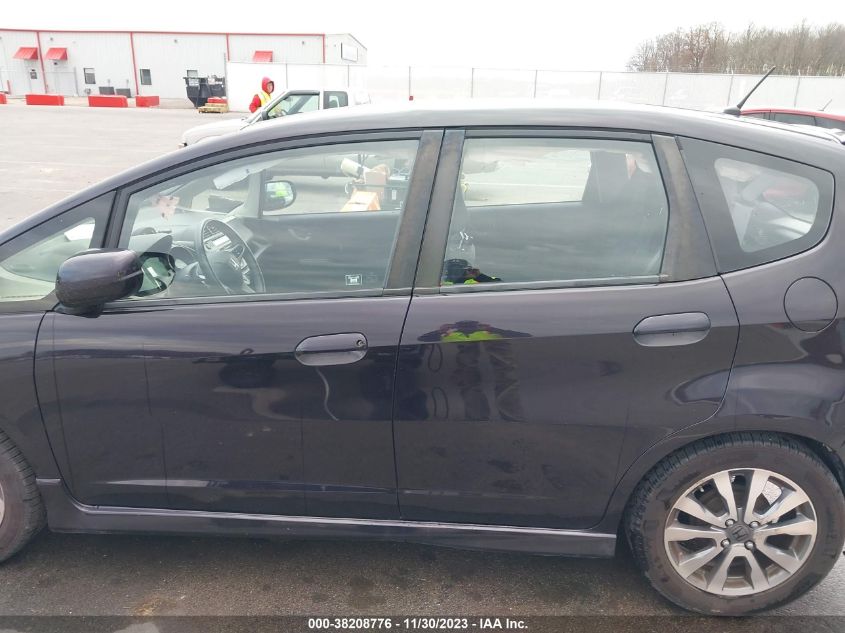 2013 HONDA FIT SPORT - JHMGE8H54DC012279