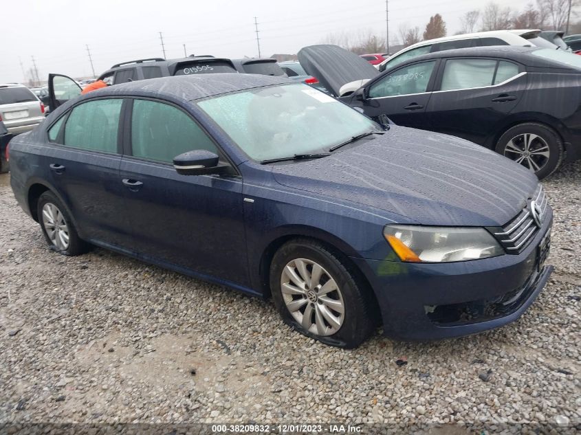 2014 VOLKSWAGEN PASSAT S - 1VWAT7A38EC080230