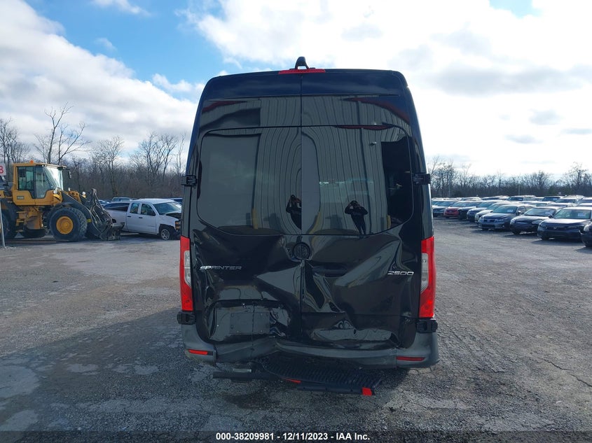 VIN WD4PF1CD9KP169712 2019 MERCEDES-BENZ SPRINTER 2500 HIGH ROOF V6