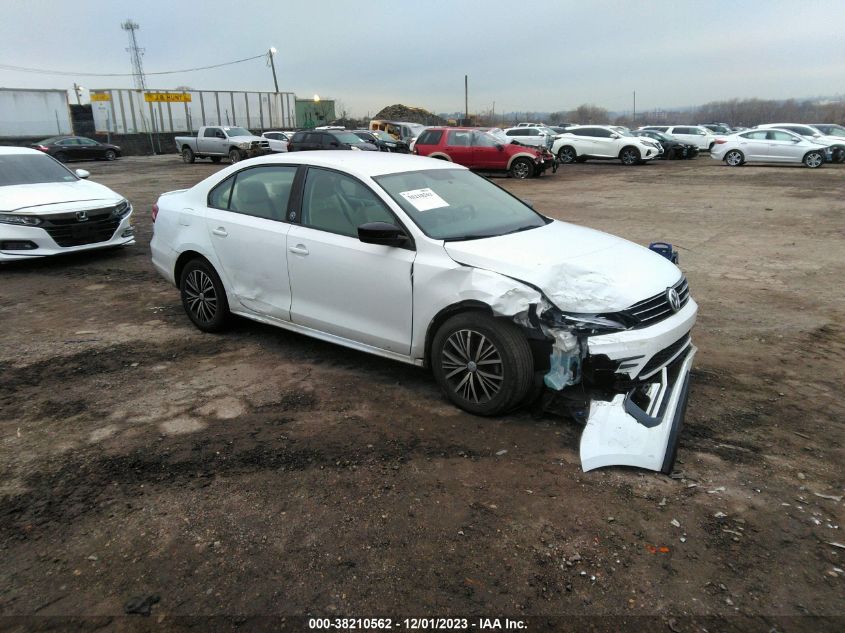 3VWDB7AJ1JM204099 VOLKSWAGEN JETTA SE/WOLFSBURG 2018