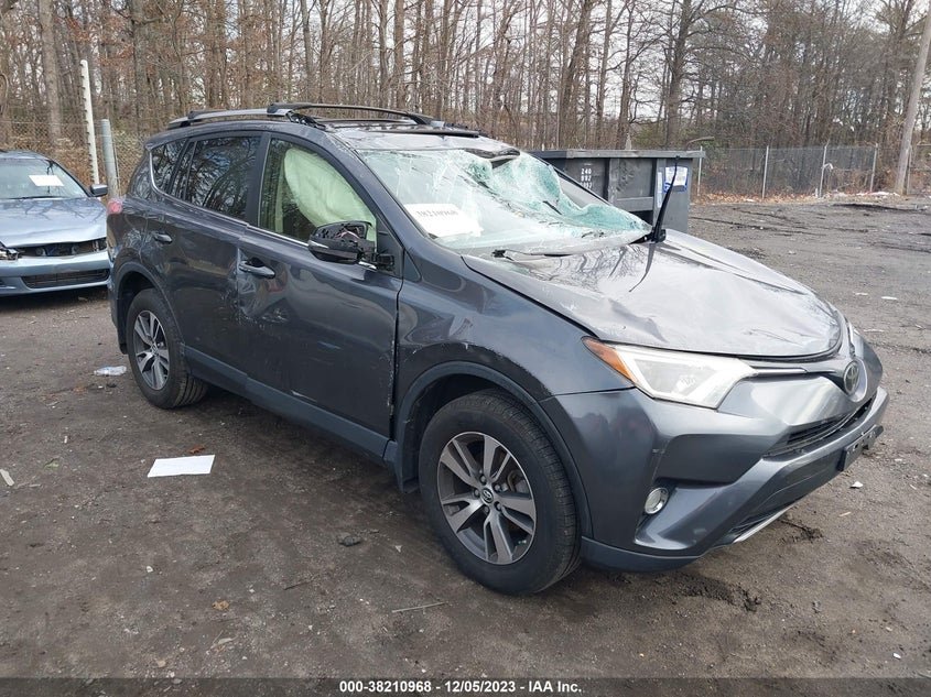 VIN JTMRFREV4JJ208070 2018 TOYOTA RAV4 ADVENTURE/XLE