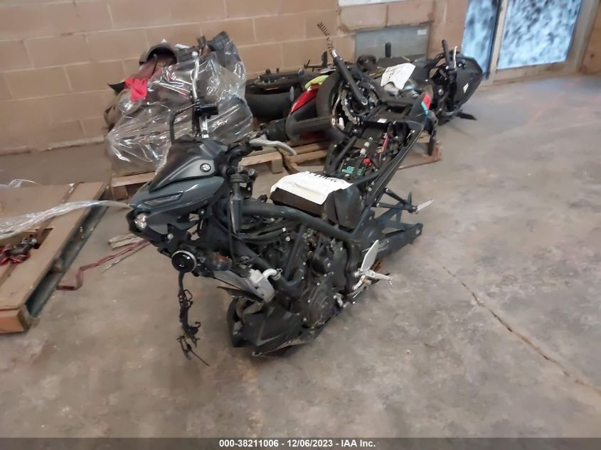 2021 YAMAHA MT-03 - MH3RH20Y5MK004414