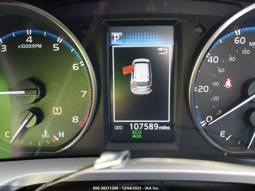2018 TOYOTA RAV4 LE - JTMZFREV9JJ156824
